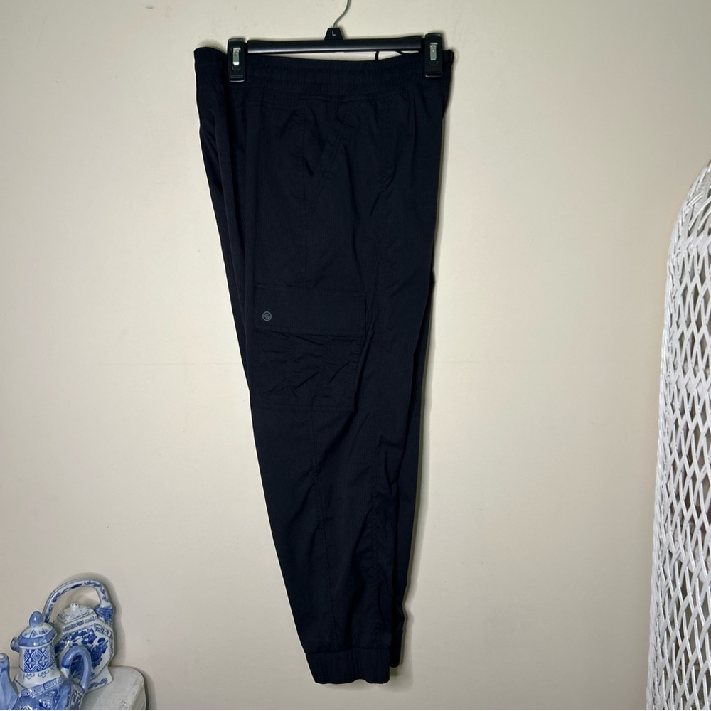 Eddie Bauer Jogger Pants Women’s Large Black Activewear Outdoor Cargo Pockets